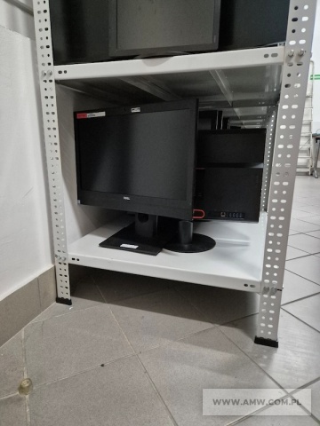 Komputery (bez dysków twardych) - pakiet zawierający 34 szt. (wg oddzielnego wykazu) 